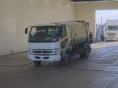 MITSUBISHI FUSO FIGHTER