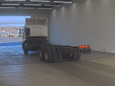 NISSAN DIESEL (UD) QUON