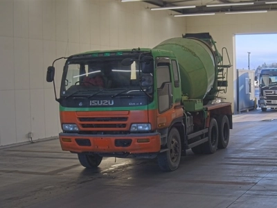 ISUZU GIGA