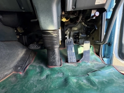 NISSAN DIESEL (UD) BIG THUMB