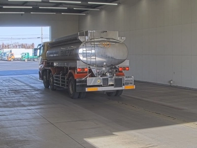 MITSUBISHI FUSO SUPER GREAT