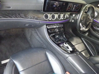 MERCEDES BENZ E CLASS