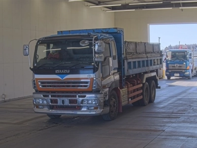 ISUZU GIGA
