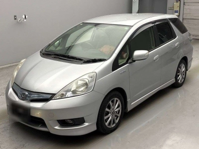 HONDA FIT SHUTTLE HYBRID