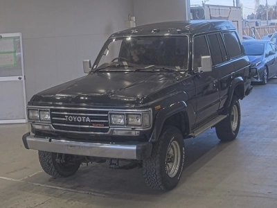 TOYOTA LAND CRUISER