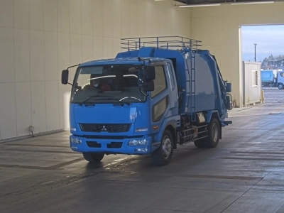 MITSUBISHI FUSO FIGHTER