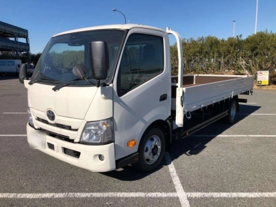 TOYOTA DYNA TRUCK