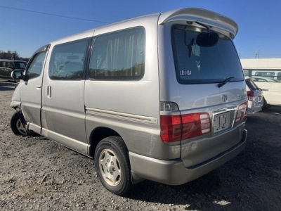 TOYOTA GRAND HIACE