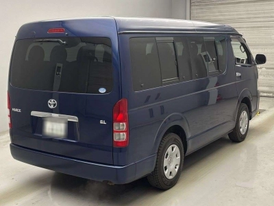 TOYOTA HIACE WAGON