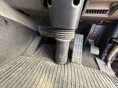 MITSUBISHI FUSO SUPER GREAT