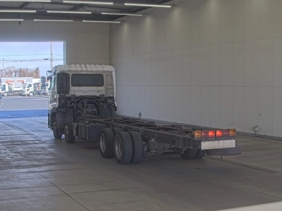 NISSAN DIESEL (UD) QUON