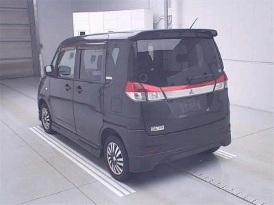 MITSUBISHI DELICA D:2