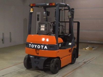 TOYOTA  FORKLIFT 