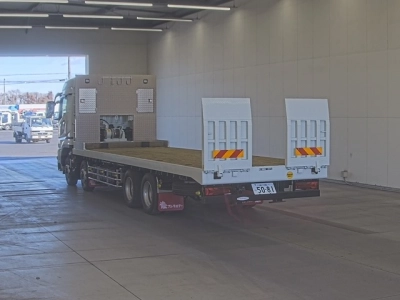 MITSUBISHI FUSO SUPER GREAT