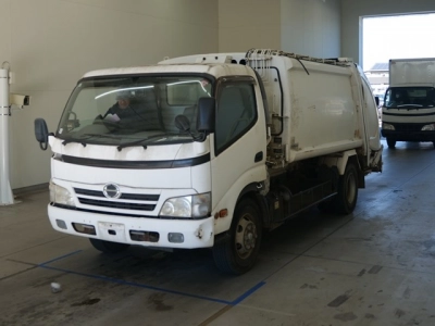 HINO DUTRO