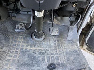 MAZDA BONGO BRAWNY TRUCK