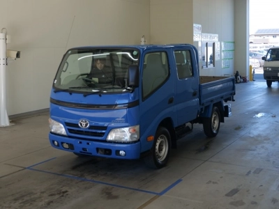 TOYOTA DYNA