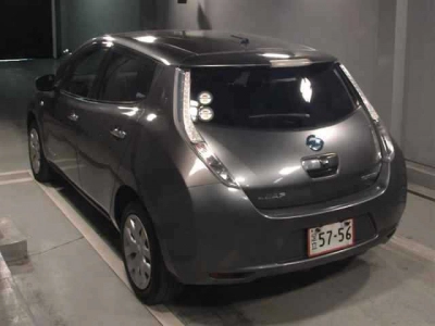 NISSAN LEAF