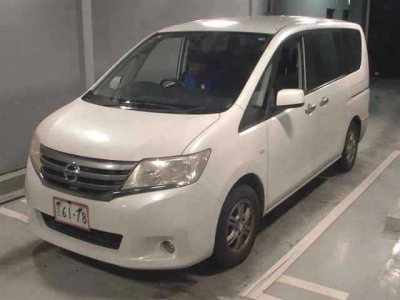 NISSAN SERENA