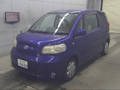 TOYOTA PORTE