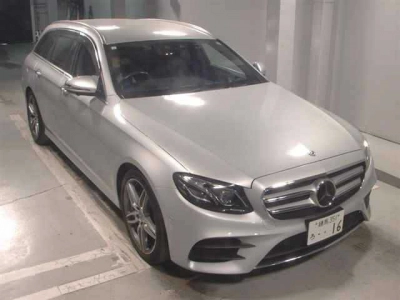 MERCEDES BENZ E CLASS