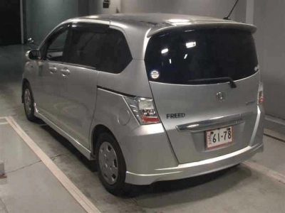 HONDA FREED