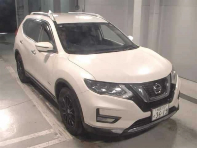 NISSAN X-TRAIL
