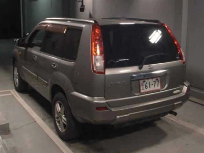 NISSAN X-TRAIL