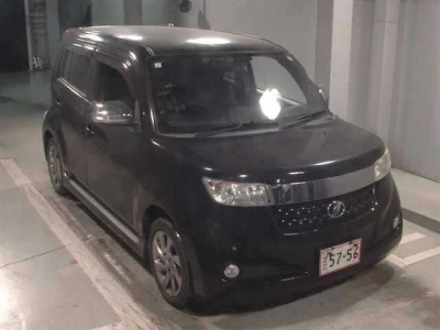 TOYOTA BB