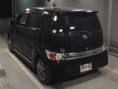 TOYOTA BB