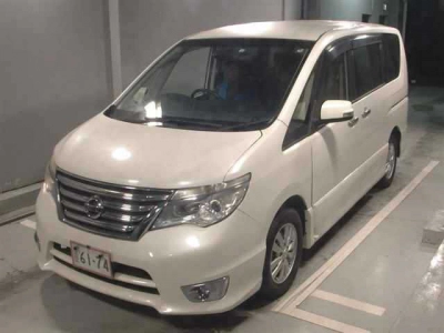 NISSAN SERENA