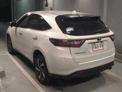 TOYOTA HARRIER