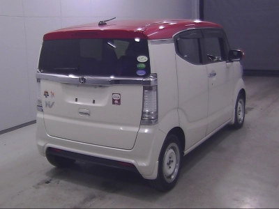 HONDA N-BOX SLASH
