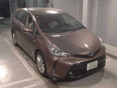 TOYOTA PRIUS ALPHA