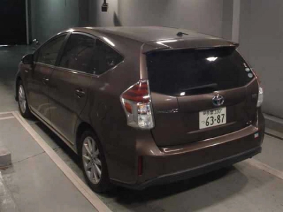 TOYOTA PRIUS ALPHA