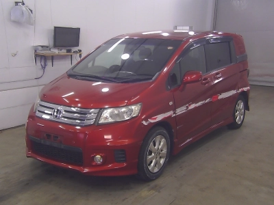 HONDA FREED SPIKE