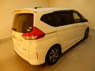 HONDA FREED+