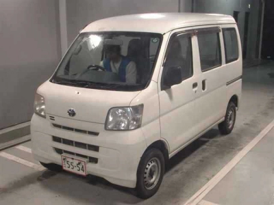 TOYOTA PIXIS VAN
