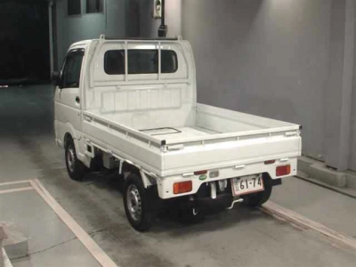 NISSAN NT100 CLIPPER