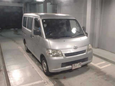 TOYOTA TOWN ACE VAN