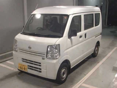 NISSAN NV100 CLIPPER