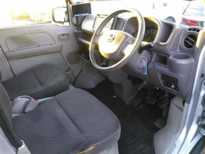 NISSAN NV100 CLIPPER