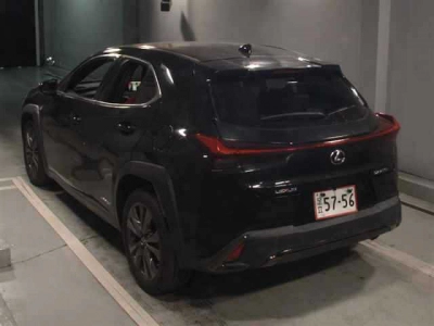 LEXUS UX