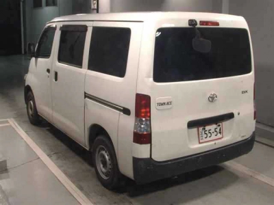 TOYOTA TOWN ACE VAN