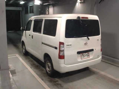 TOYOTA TOWN ACE VAN