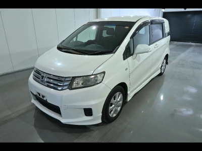 HONDA FREED SPIKE