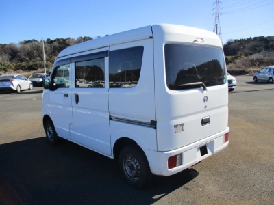NISSAN NV100 CLIPPER