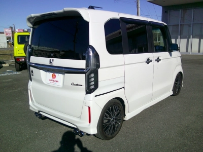 HONDA N BOX CUSTOM