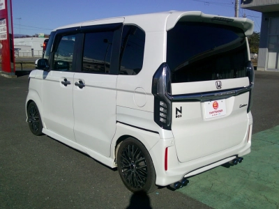 HONDA N BOX CUSTOM