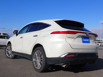 TOYOTA HARRIER HYBRID